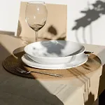 Functional & Cozy With Balcony And Workspace By Renters דירה