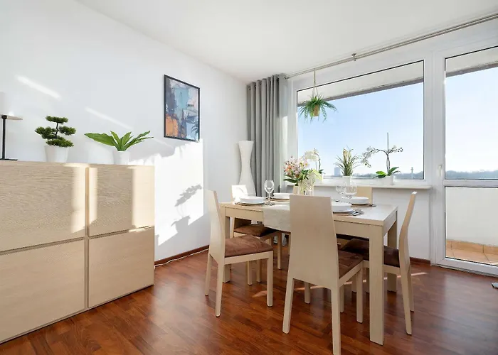 Apartament Functional & Cozy With Balcony And Workspace By Renters Katowice